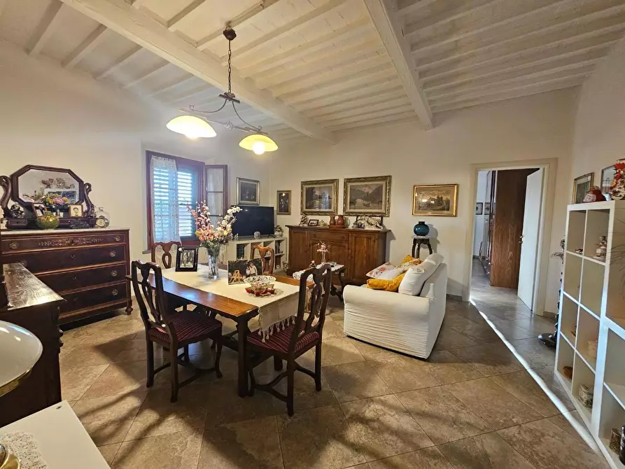 Immagine 2 di Porzione di casa in vendita  a Collesalvetti