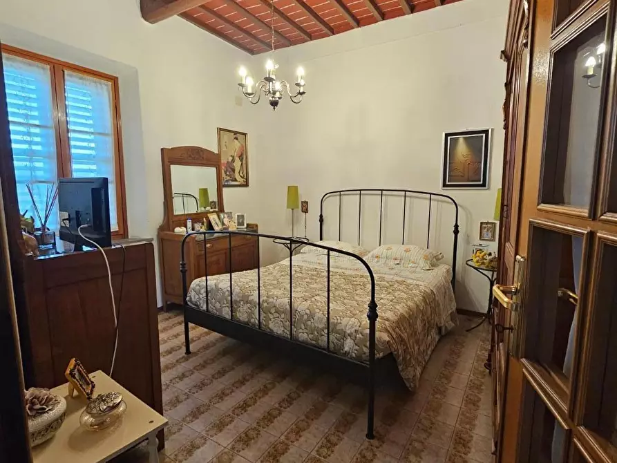Immagine 10 di Porzione di casa in vendita  a Collesalvetti