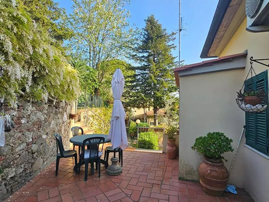 Immagine 32 di Porzione di casa in vendita  a Collesalvetti
