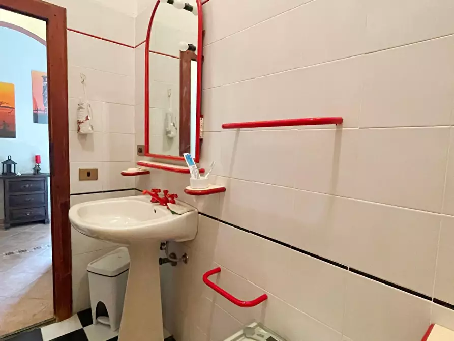 Immagine 18 di Casa indipendente in vendita  a Vicopisano