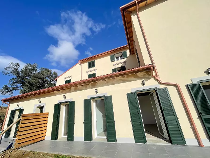 Immagine 16 di Appartamento in vendita  a Livorno