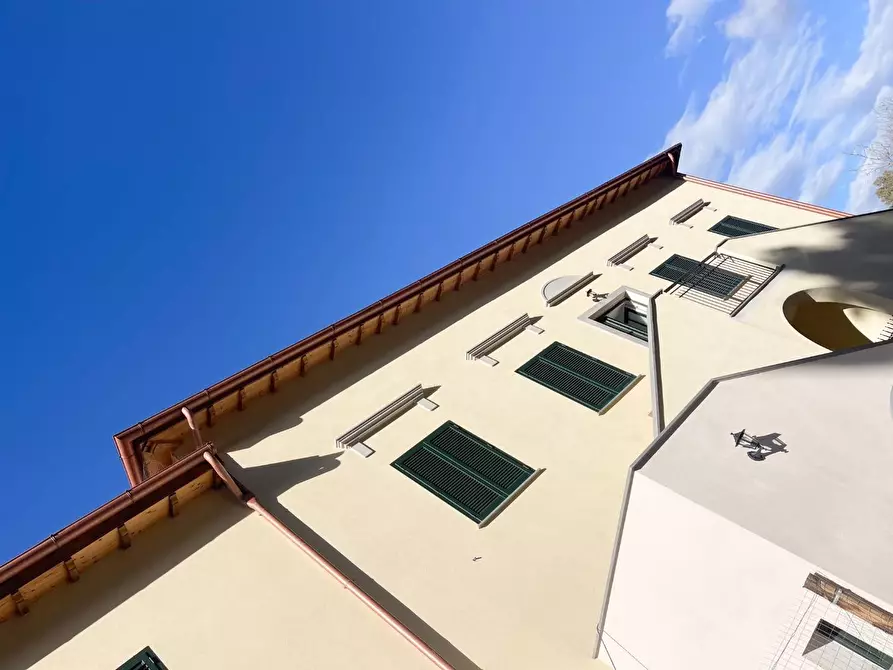 Immagine 19 di Appartamento in vendita  a Livorno