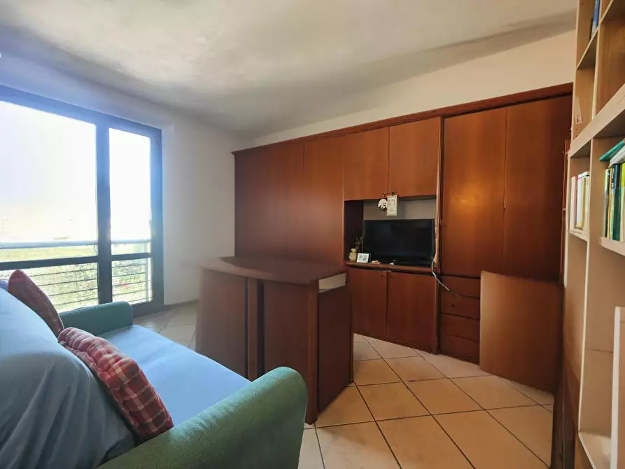 Immagine 5 di Appartamento in vendita  a Capraia E Limite
