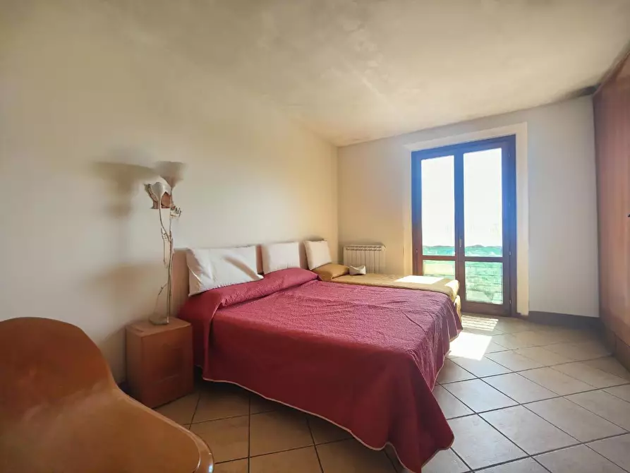Immagine 3 di Appartamento in vendita  a Capraia E Limite