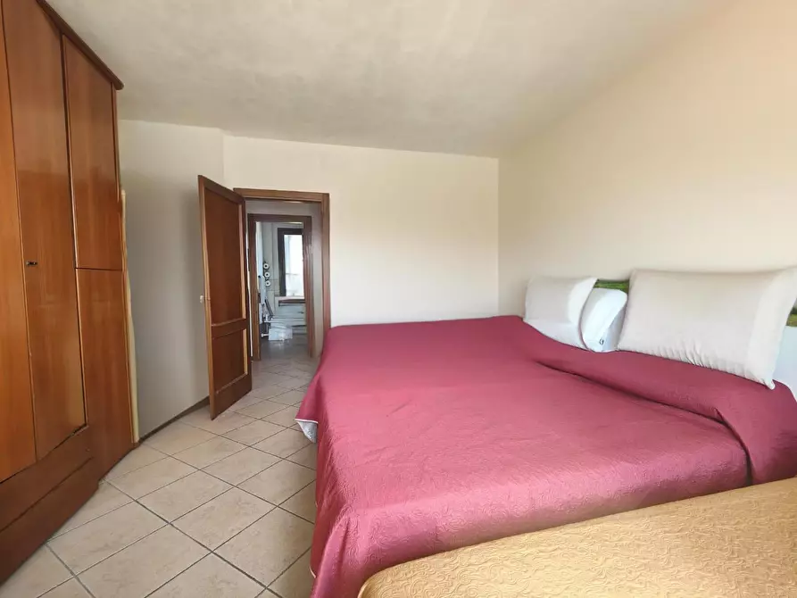 Immagine 9 di Appartamento in vendita  a Capraia E Limite