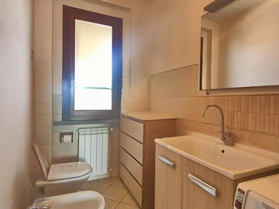 Immagine 4 di Appartamento in vendita  a Capraia E Limite