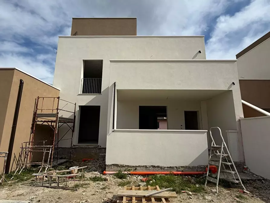 Immagine 5 di Appartamento in vendita  a Collesalvetti
