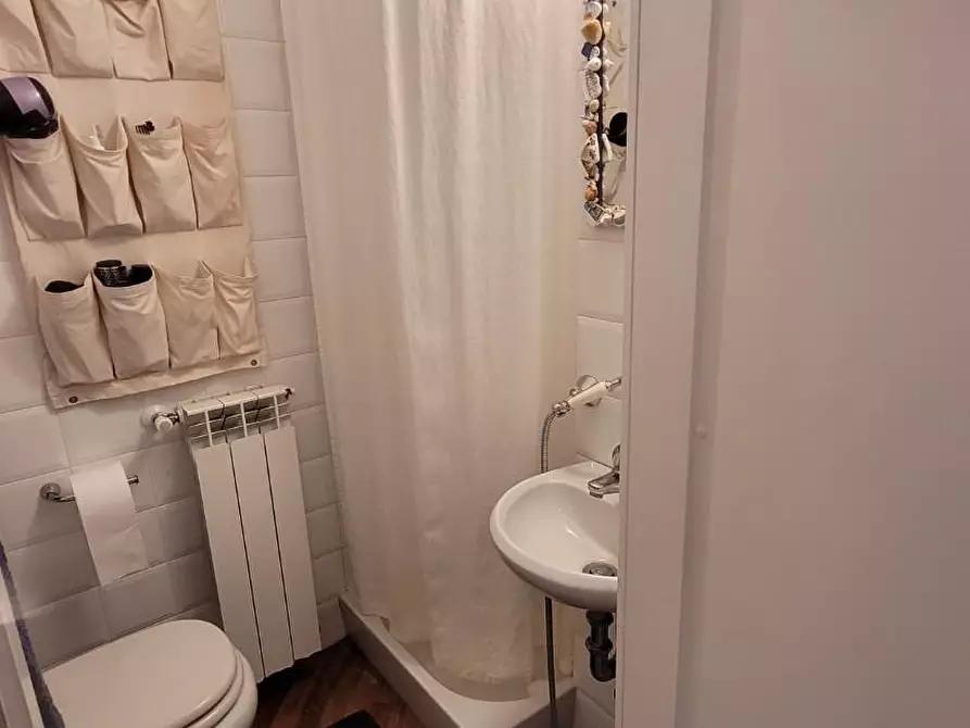 Immagine 12 di Appartamento in vendita  a Sestri Levante
