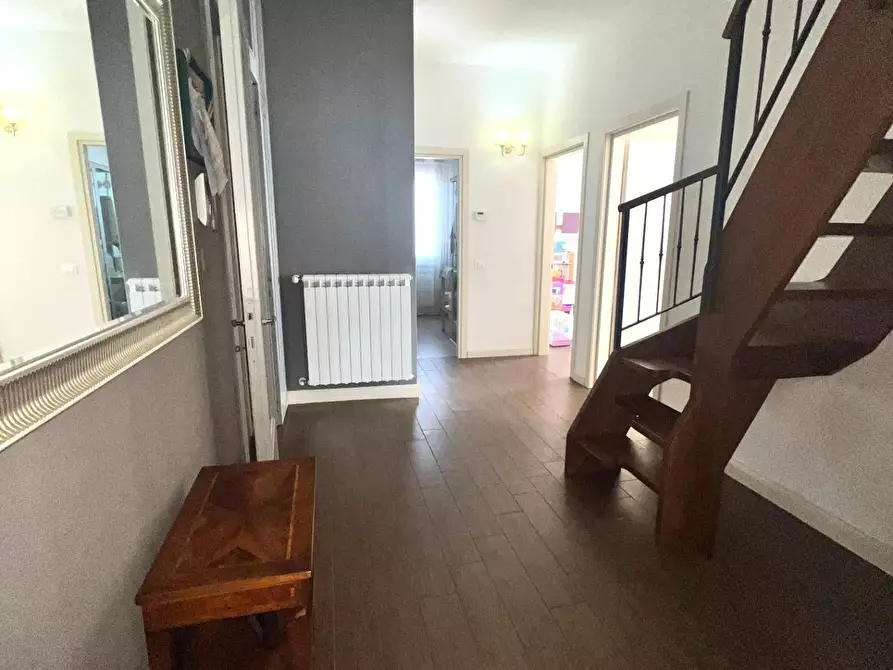Immagine 6 di Appartamento in vendita  a Montelupo Fiorentino