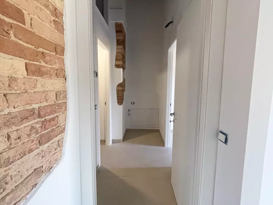 Immagine 18 di Appartamento in vendita  a Livorno