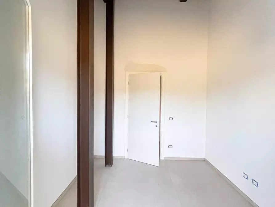 Immagine 6 di Appartamento in vendita  a Livorno