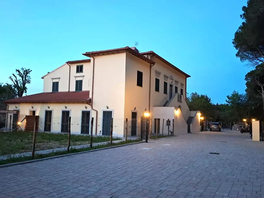 Immagine 26 di Appartamento in vendita  a Livorno
