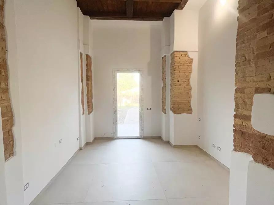 Immagine 20 di Appartamento in vendita  a Livorno