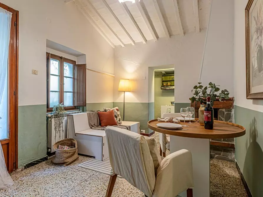 Immagine 30 di Appartamento in vendita  a Pomarance