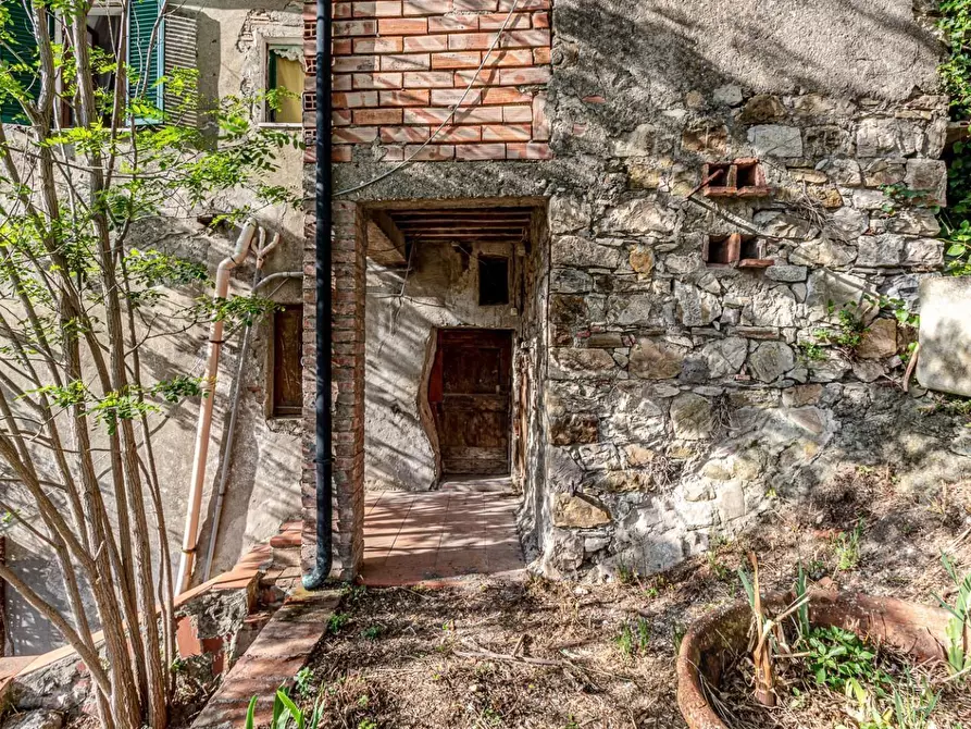 Immagine 42 di Appartamento in vendita  a Pomarance