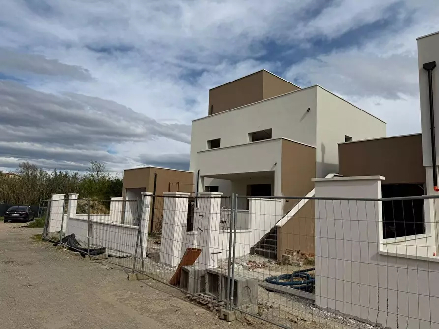 Immagine 5 di Appartamento in vendita  a Collesalvetti