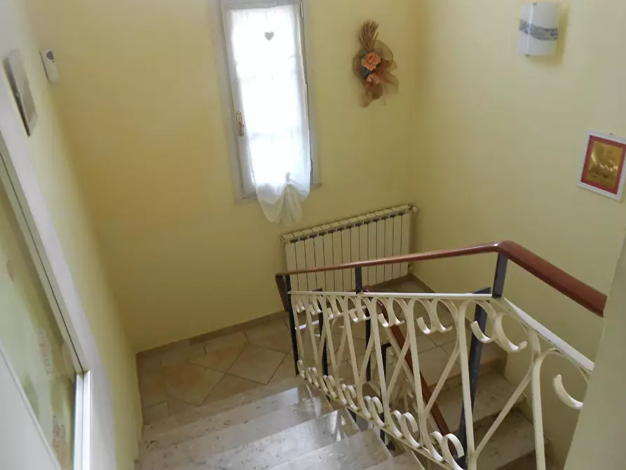 Immagine 6 di Appartamento in vendita  a Santa Maria A Monte