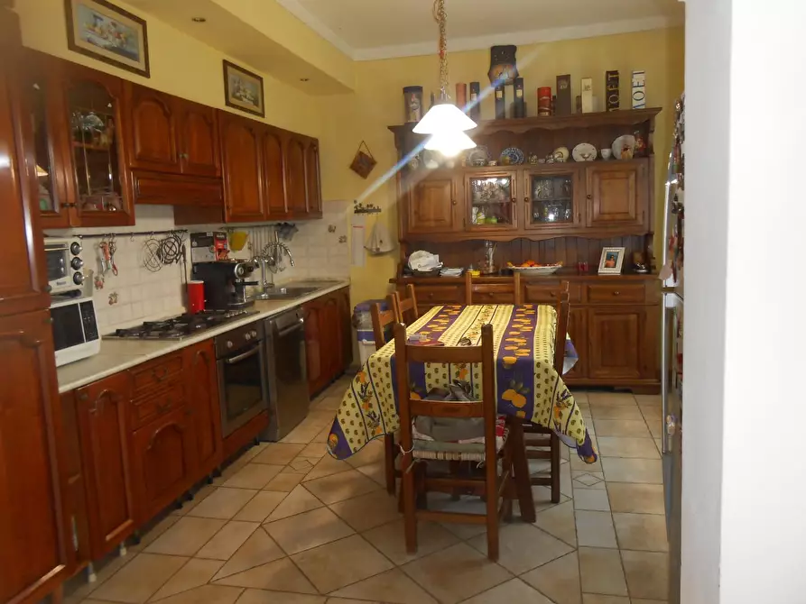 Immagine 1 di Appartamento in vendita  a Santa Maria A Monte