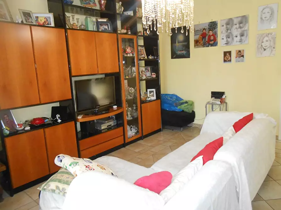 Immagine 4 di Appartamento in vendita  a Santa Maria A Monte
