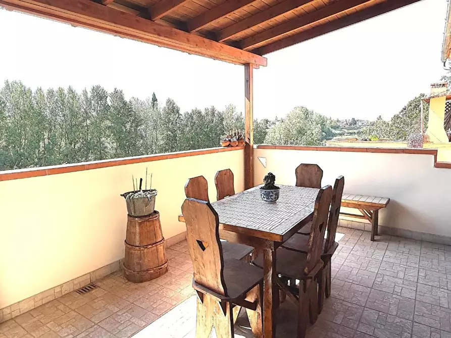 Immagine 2 di Appartamento in vendita  a Capraia E Limite