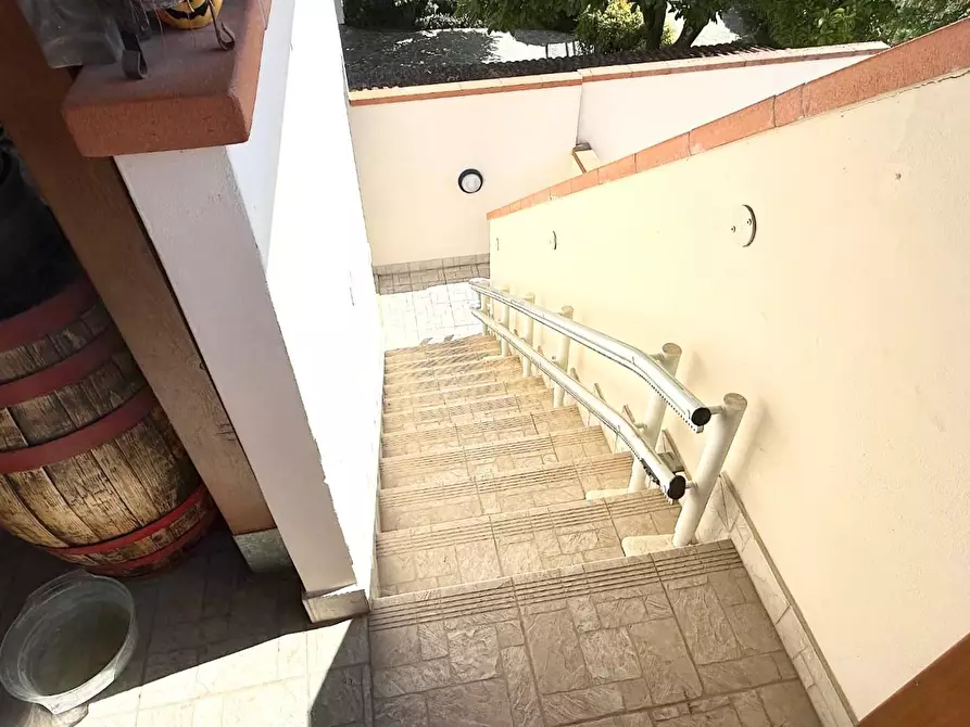 Immagine 14 di Appartamento in vendita  a Capraia E Limite