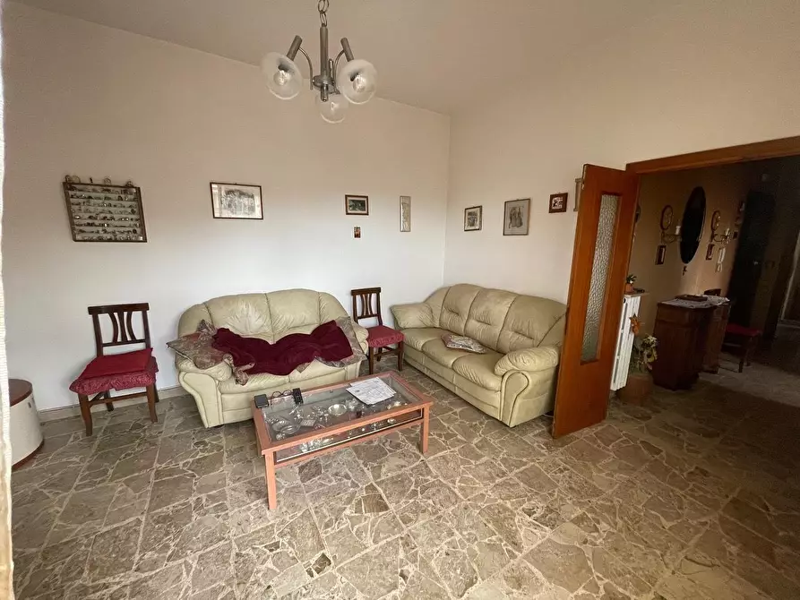 Immagine 18 di Appartamento in vendita  a Monteriggioni