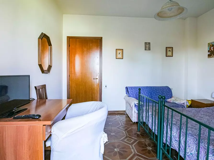 Immagine 19 di Appartamento in vendita  a Pisa