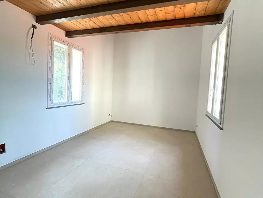 Immagine 11 di Appartamento in vendita  a Livorno