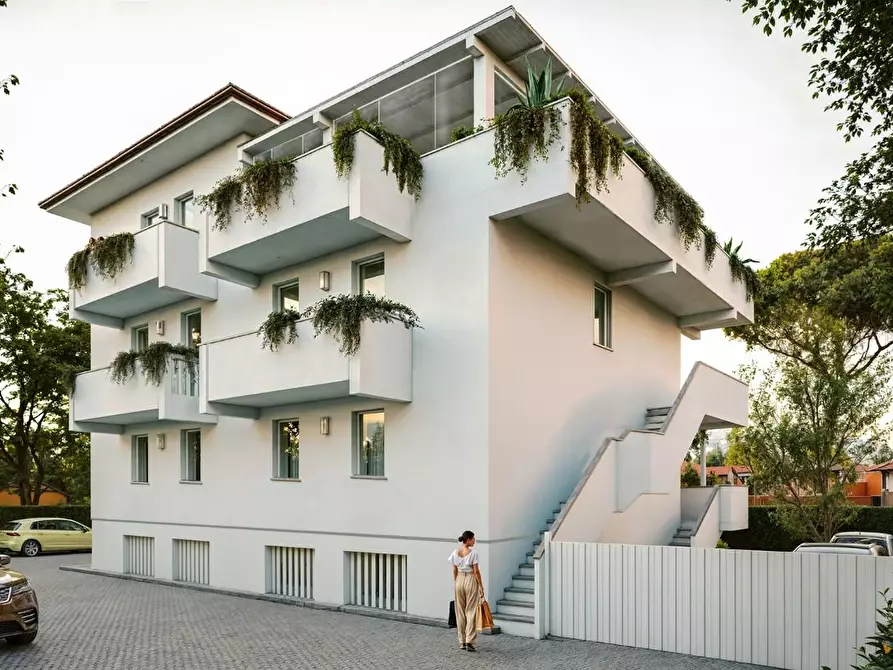 Immagine 8 di Casa bifamiliare in vendita  a Massa