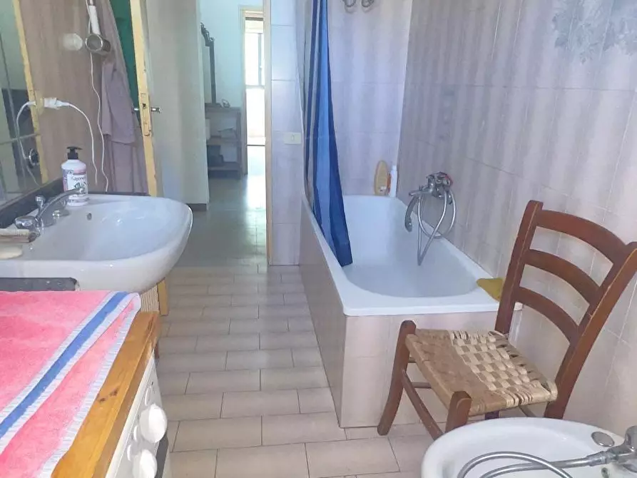 Immagine 17 di Appartamento in vendita  a Casole D'elsa