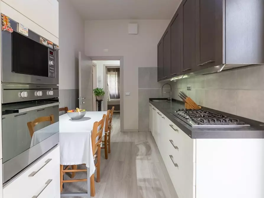 Immagine 14 di Villa in vendita  a Forte Dei Marmi