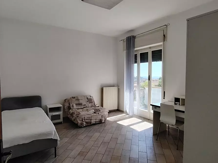 Immagine 16 di Appartamento in vendita  a Carrara