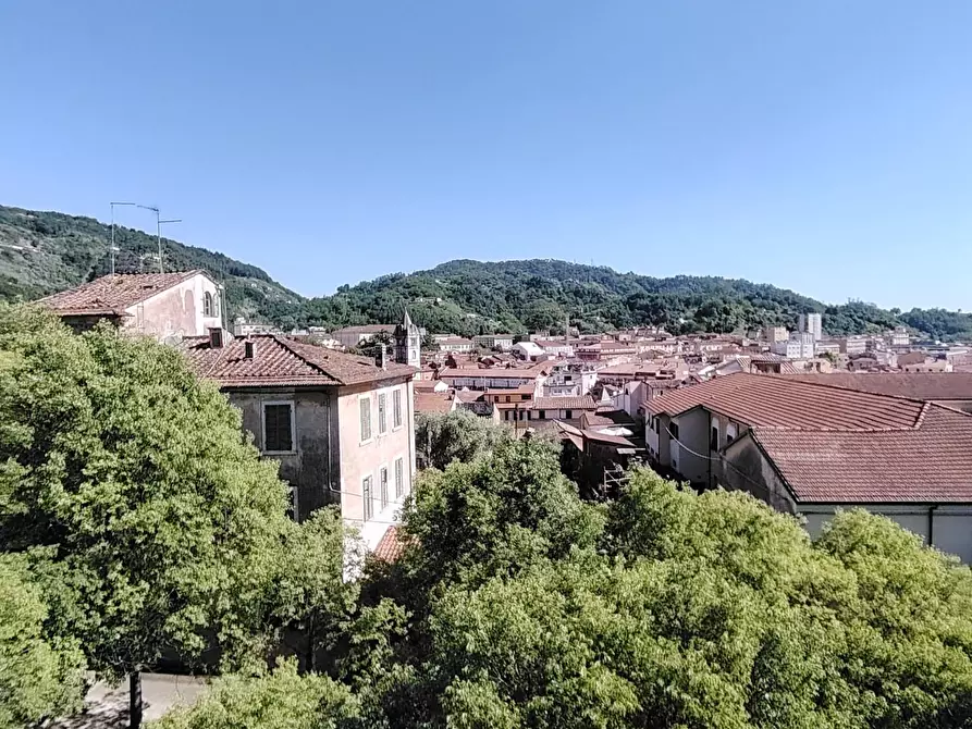 Immagine 9 di Appartamento in vendita  a Carrara