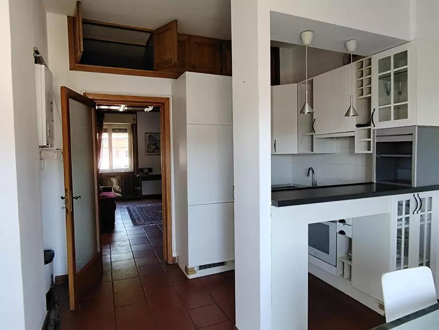 Immagine 7 di Appartamento in vendita  a Carrara