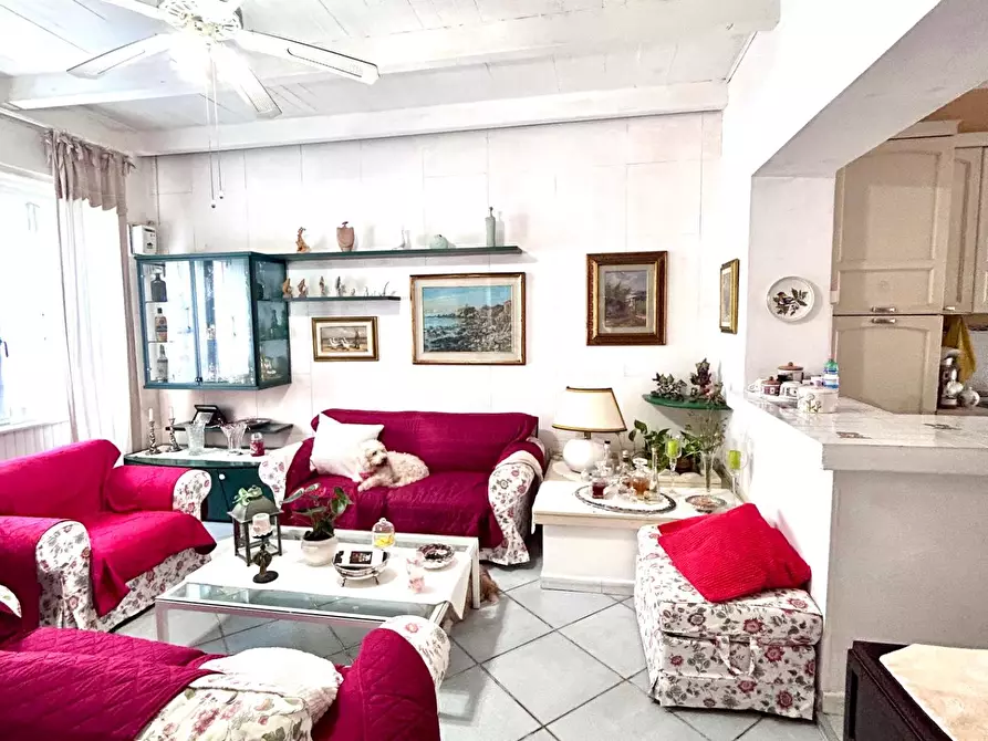 Immagine 11 di Casa indipendente in vendita  a Pisa