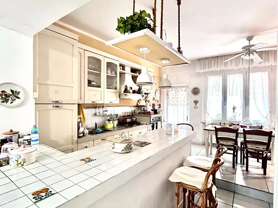 Immagine 8 di Casa indipendente in vendita  a Pisa