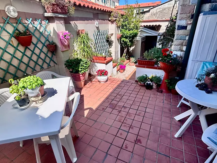 Immagine 19 di Casa indipendente in vendita  a Pisa