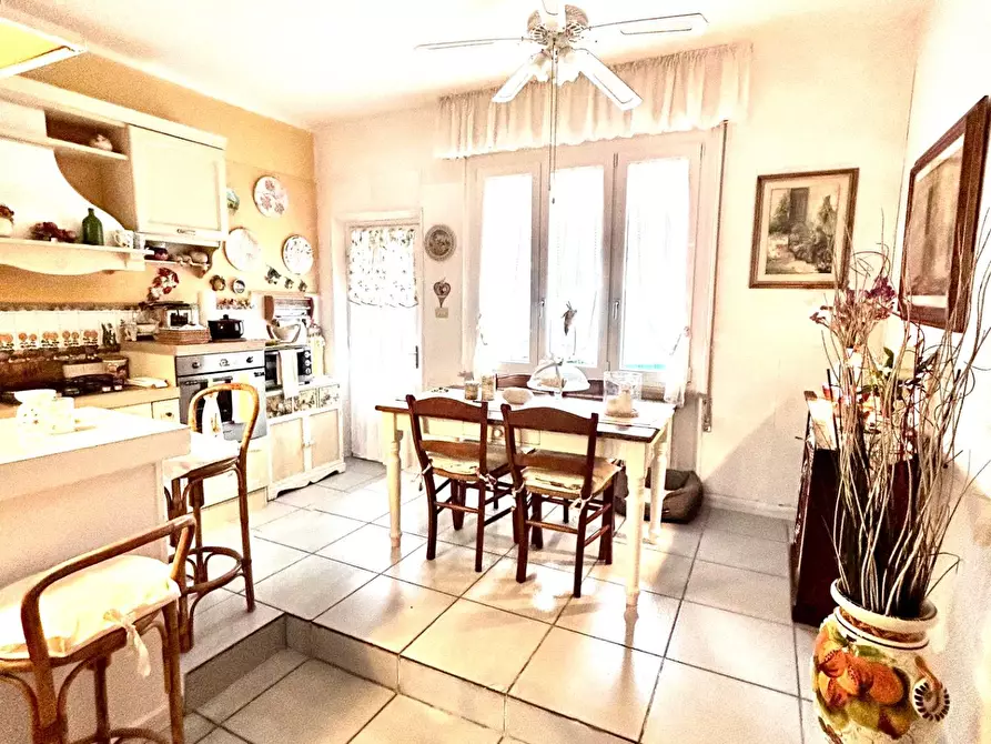 Immagine 4 di Casa indipendente in vendita  a Pisa