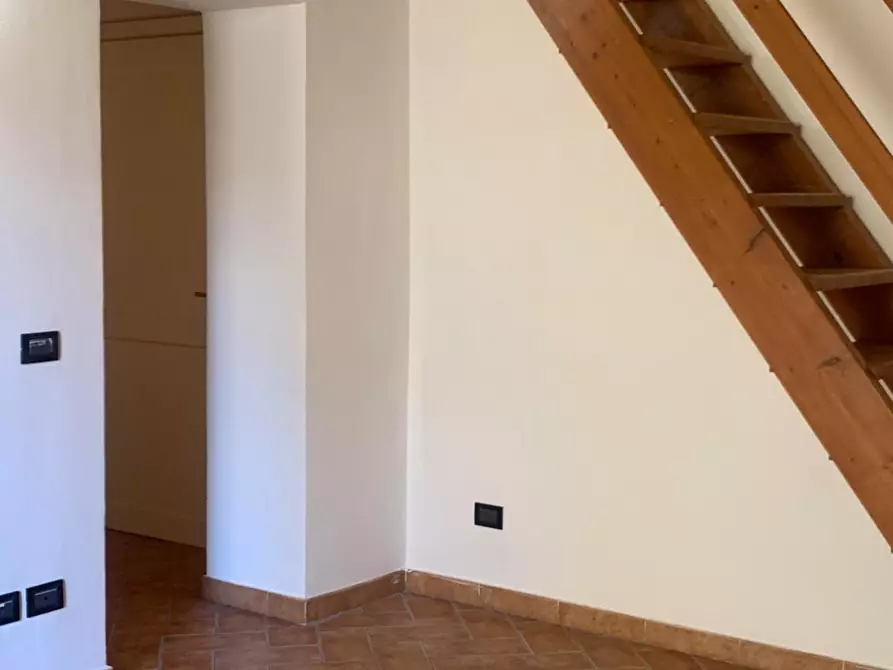 Immagine 12 di Appartamento in vendita  a Livorno