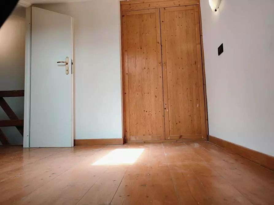 Immagine 15 di Appartamento in vendita  a Livorno