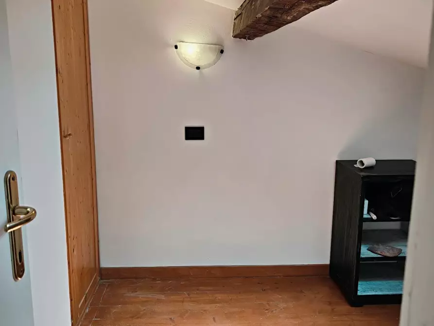 Immagine 14 di Appartamento in vendita  a Livorno