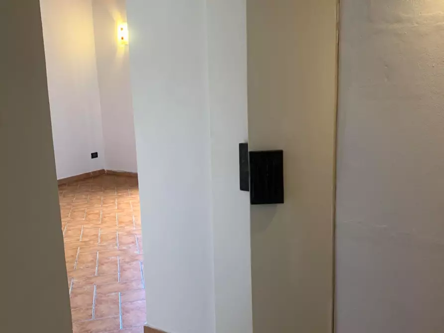 Immagine 18 di Appartamento in vendita  a Livorno