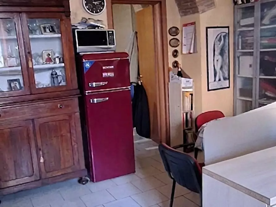 Immagine 7 di Appartamento in vendita  a Livorno