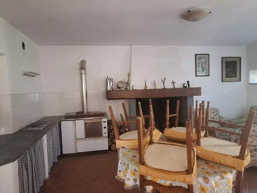 Immagine 7 di Rustico / casale in vendita  a Bagni Di Lucca