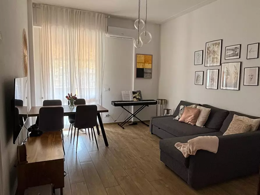 Immagine 4 di Appartamento in vendita  a Viareggio