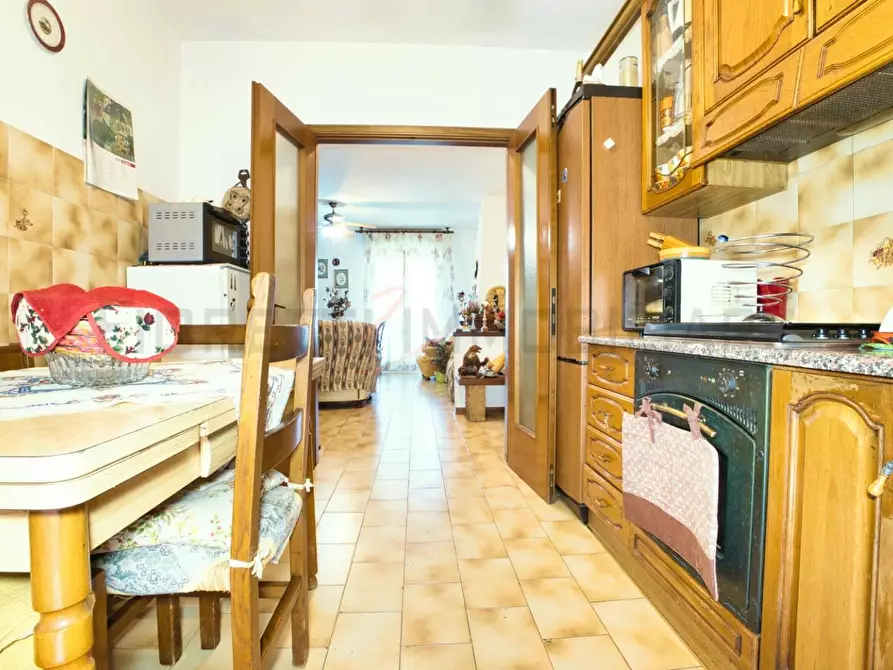 Immagine 11 di Appartamento in vendita  a Piombino