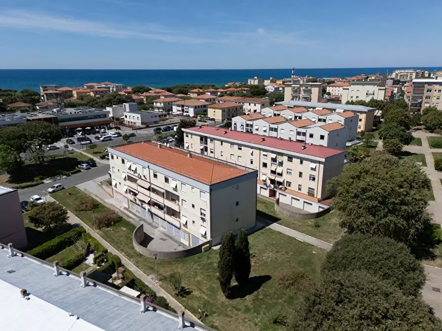 Immagine 2 di Appartamento in vendita  a San Vincenzo
