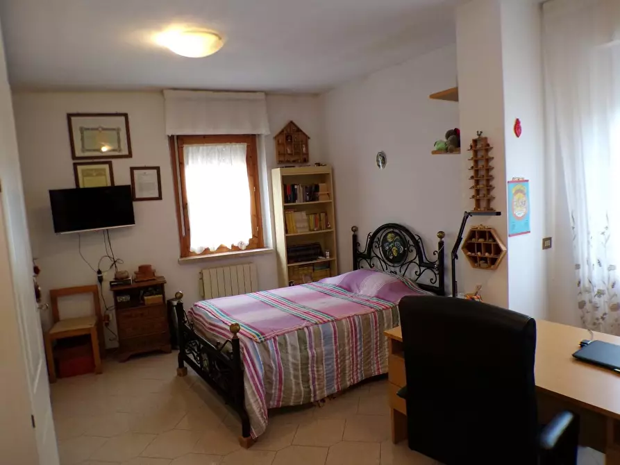 Immagine 22 di Appartamento in vendita  a Cascina