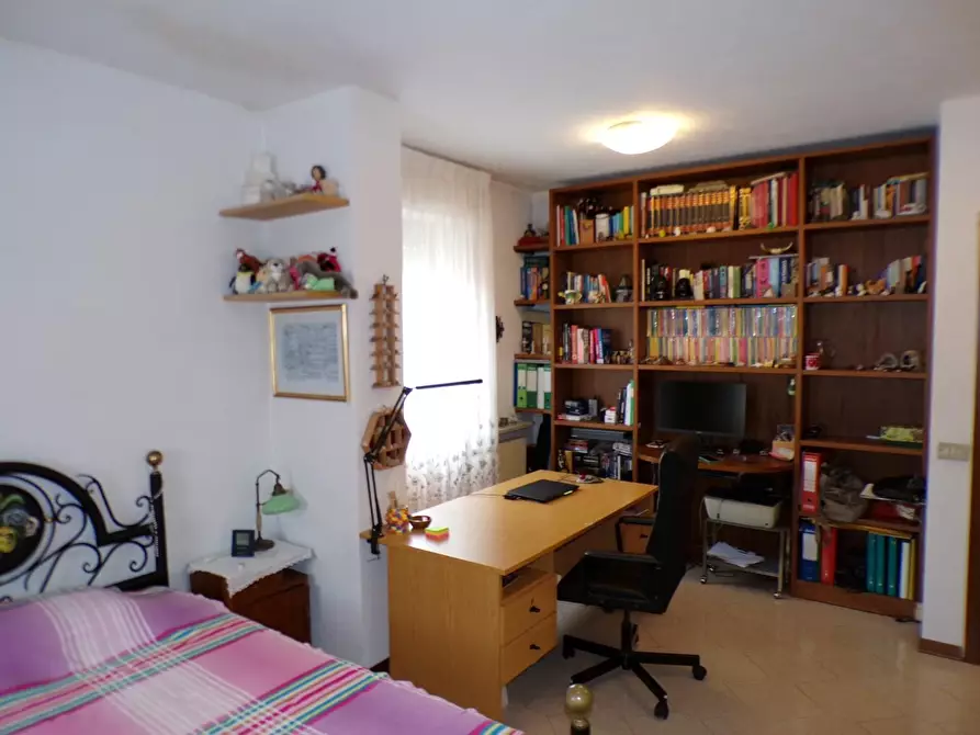 Immagine 23 di Appartamento in vendita  a Cascina