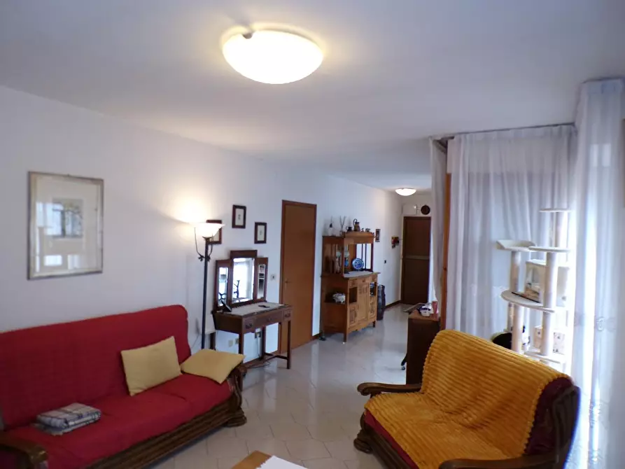 Immagine 7 di Appartamento in vendita  a Cascina